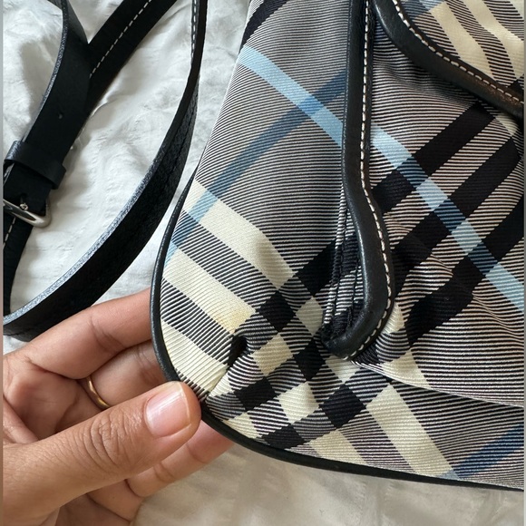 EUC!Burberry blue label shoulder/crossbody bag! Great condition! - Picture 11 of 15